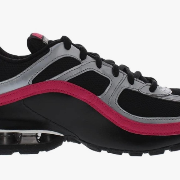 Nike 7 1/2 Reax Black and Pink Running Sneakers - Picture 2 of 6